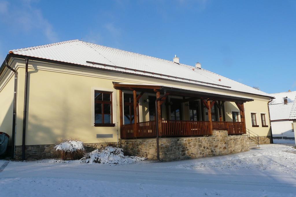 Penzion U Rudolfu Hotel Vlasenice Kültér fotó